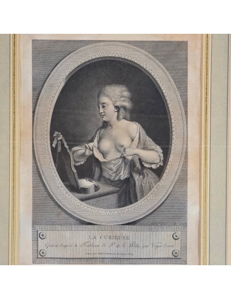 LA CURIEUSE