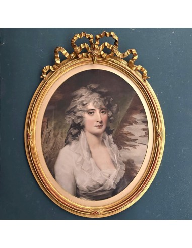 MRS. H. W. LAUZUN