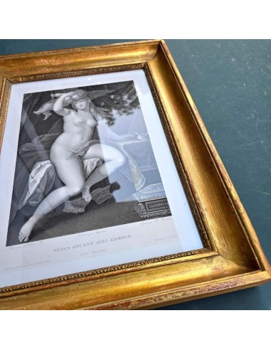 VENERE GIOCA CON AMORE