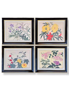 FIORI GIAPPONESI IN NERO